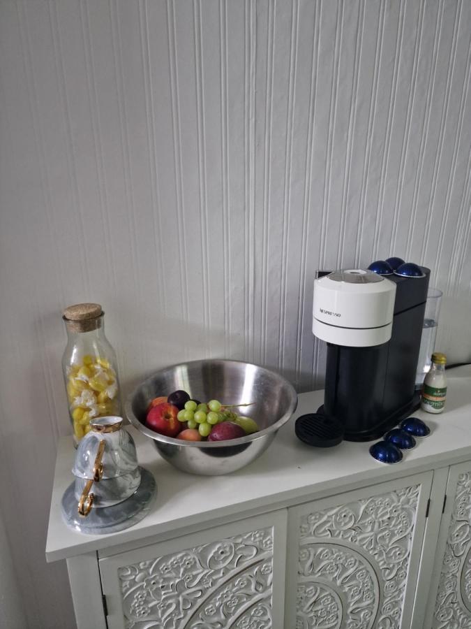 Double Rooms, Free Continental Breakfast, Pics And Full Address Sent After Booking, 2 Miles To City Centre 벨파스트 외부 사진
